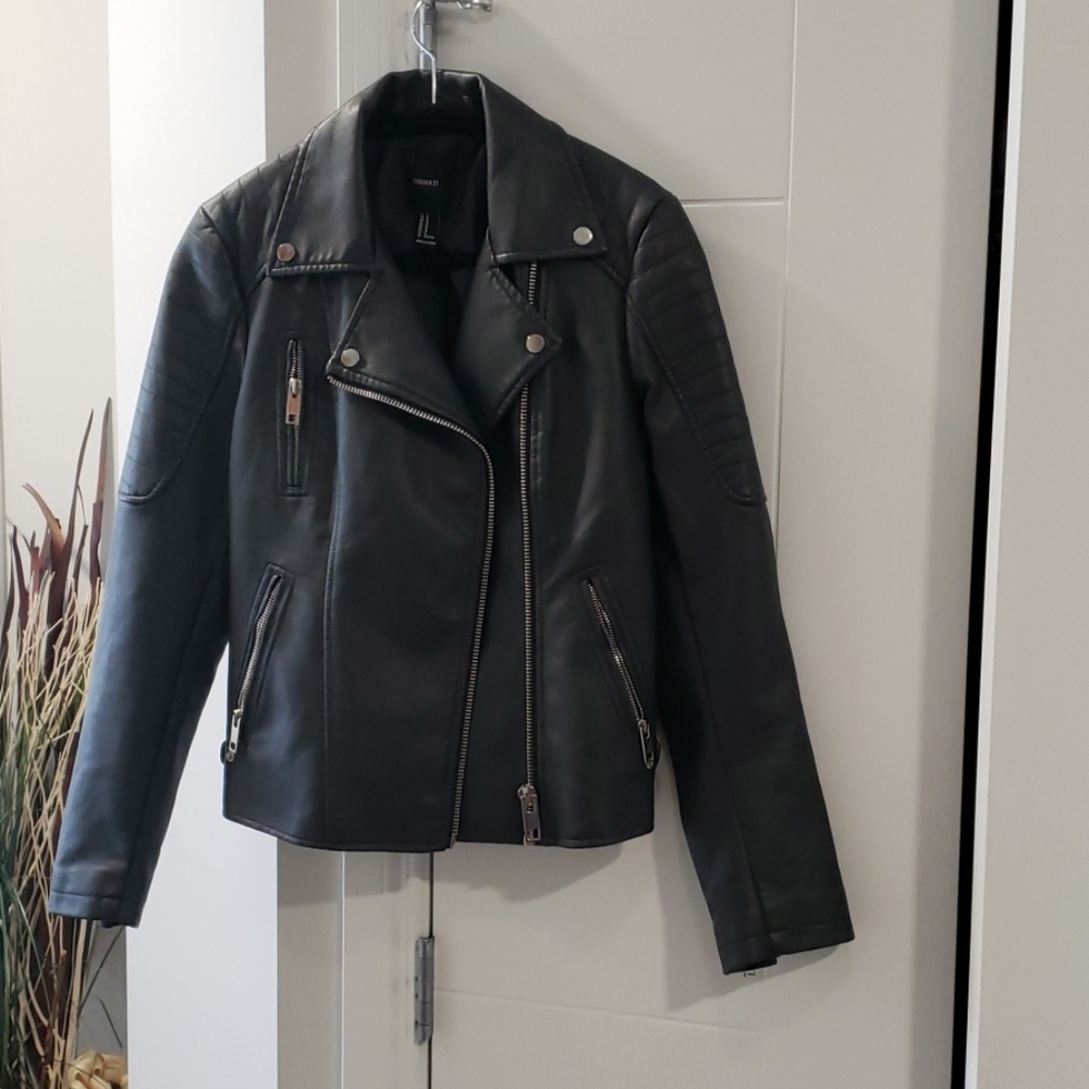 EUC Forever 21 Grey Jacket